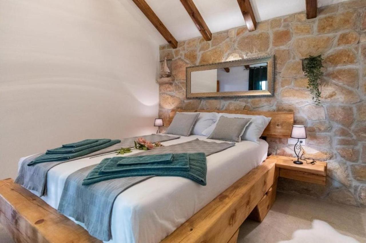 Villa Menalo نيوم المظهر الخارجي الصورة