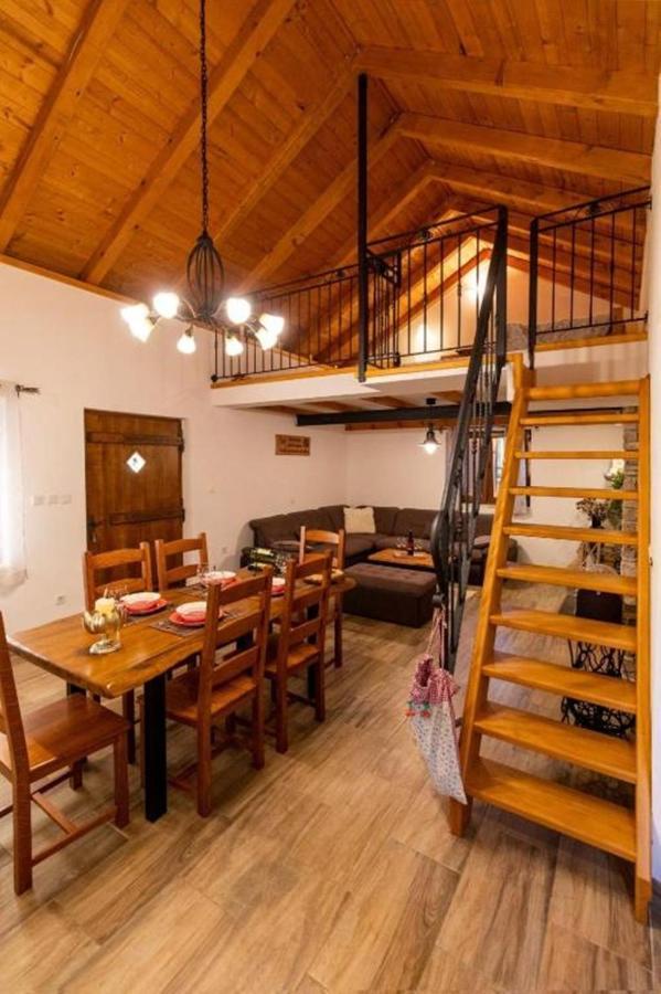 Villa Menalo نيوم المظهر الخارجي الصورة