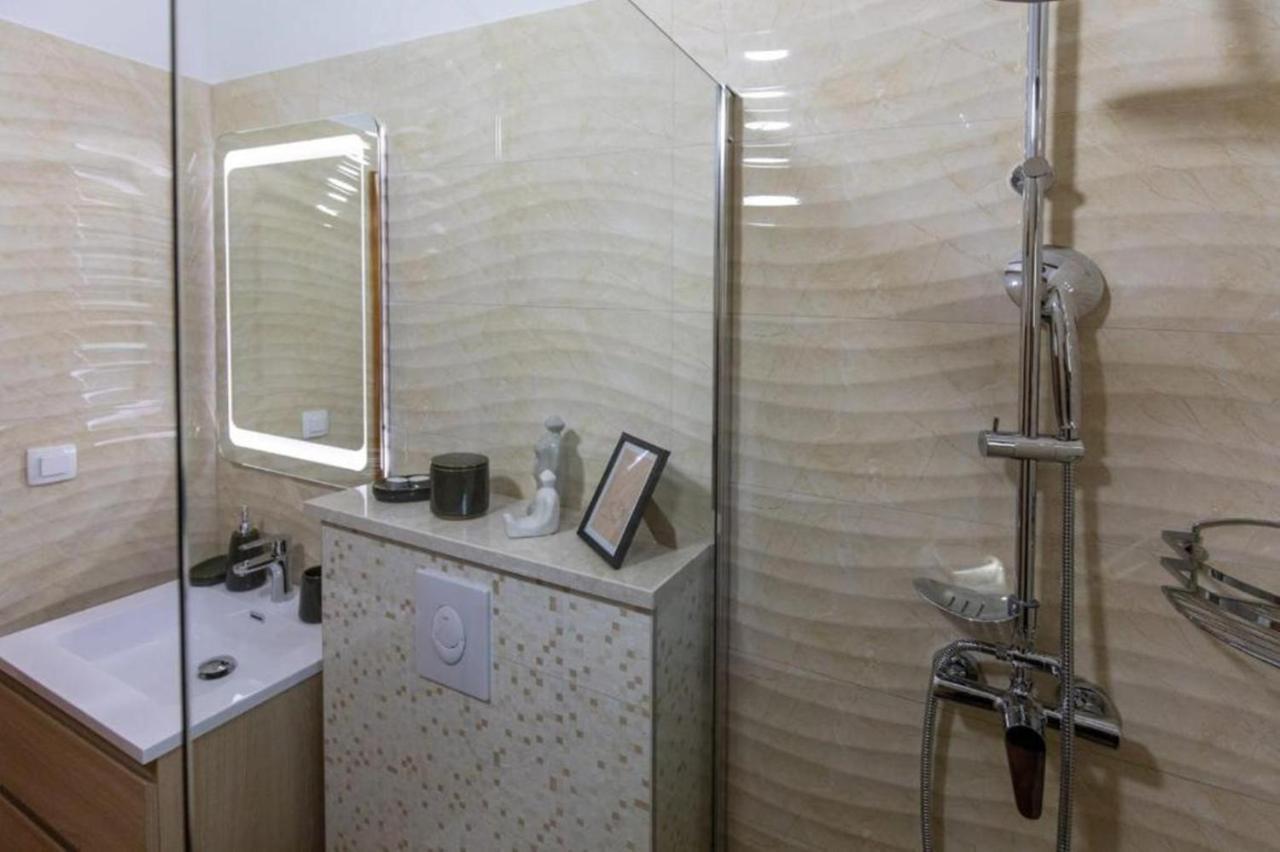 Villa Menalo نيوم المظهر الخارجي الصورة